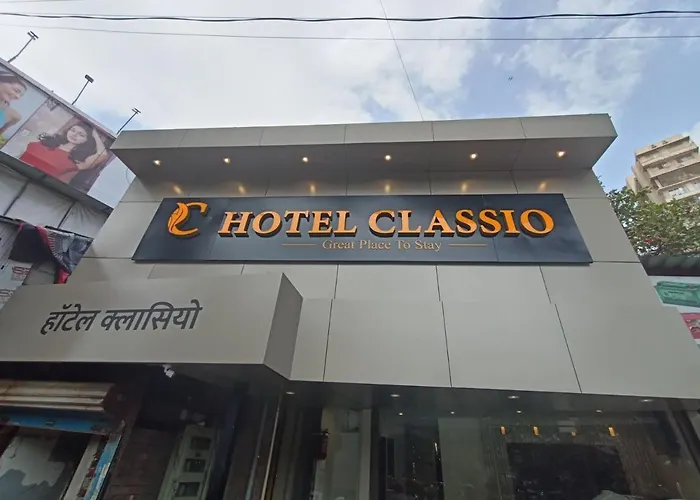 Hotel Classio Andheri - Near Dn Nagar Metro Station Mumbai